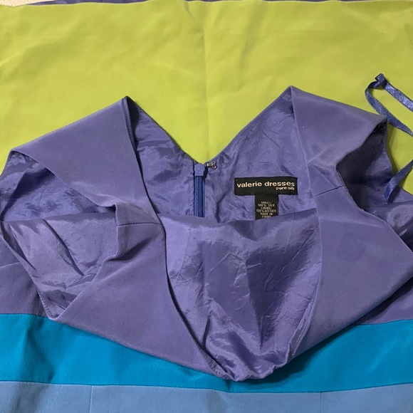 Vintage Valerie dresses with silk lining - Picture 3 of 5